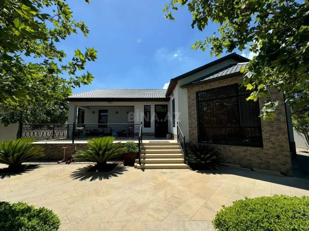 Satılır 4 otaqlı həyət evi 170 m²
