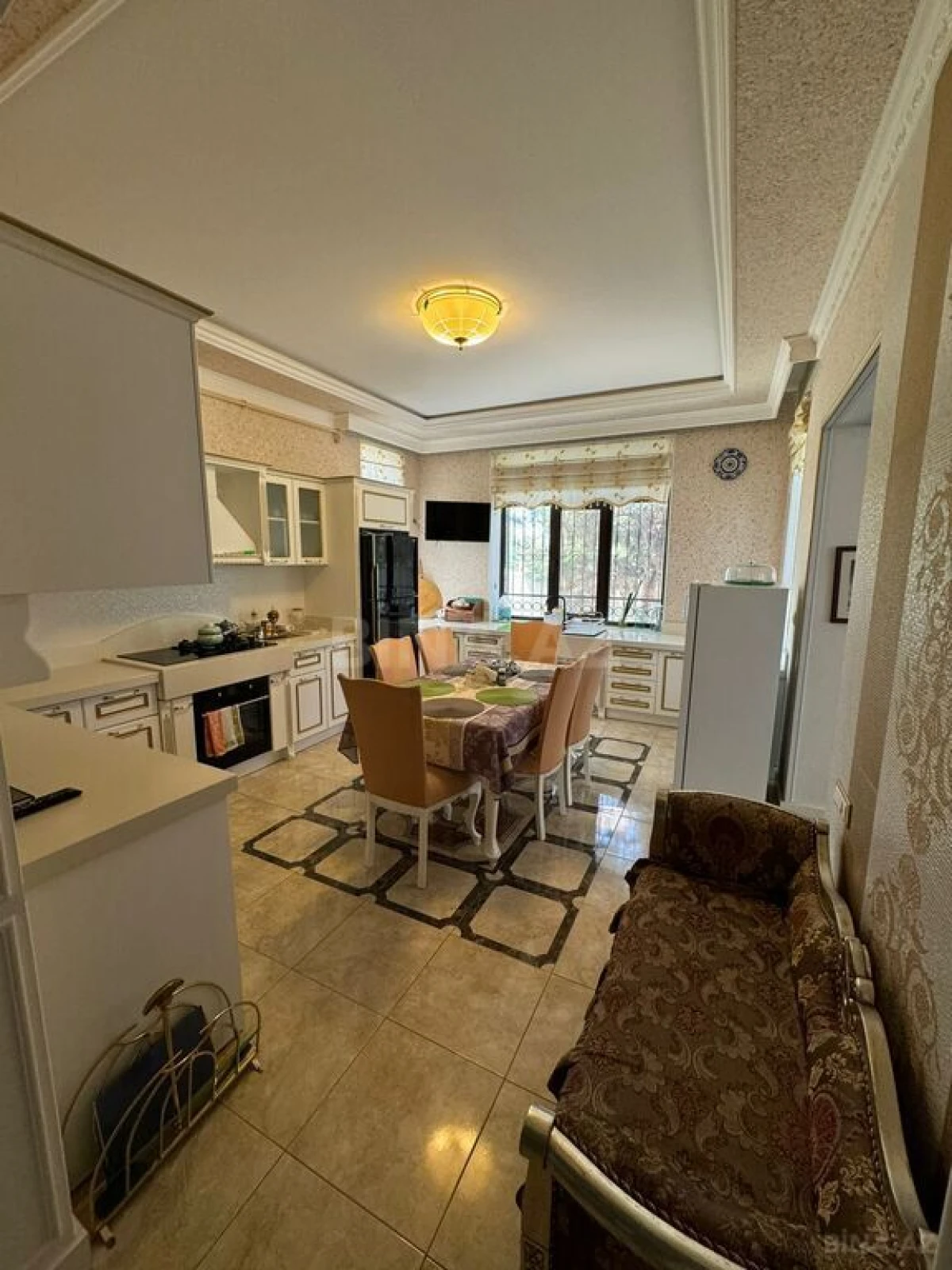 Satılır 4 otaqlı həyət evi 170 m²