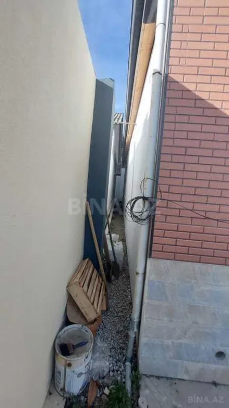 Satılır 5 otaqlı həyət evi 160 m²