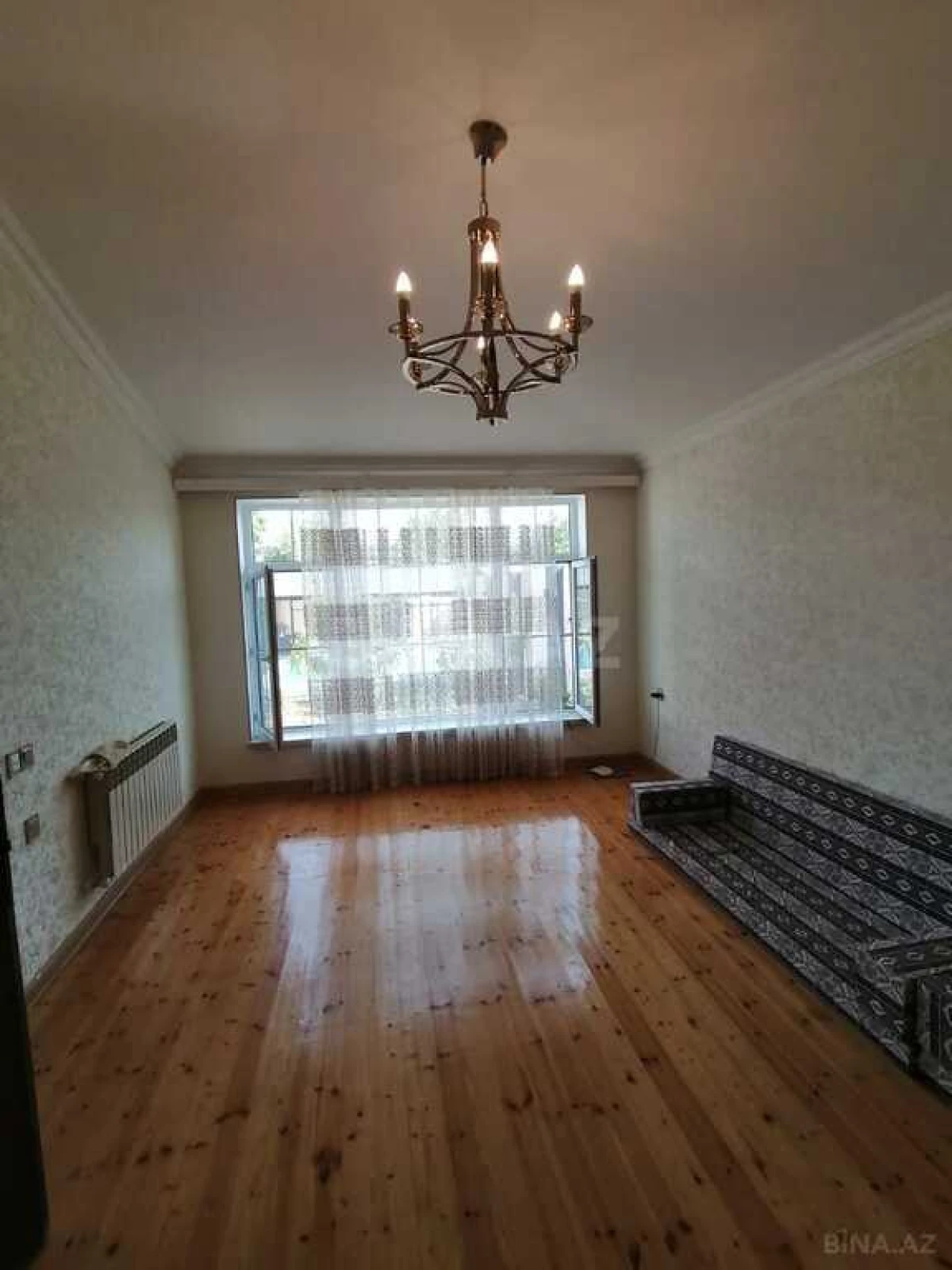 Satılır 5 otaqlı həyət evi 160 m²