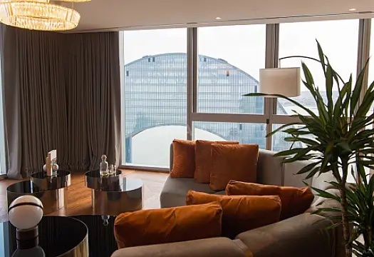 Satılır 3 otaqlı mənzil 171.6 m²