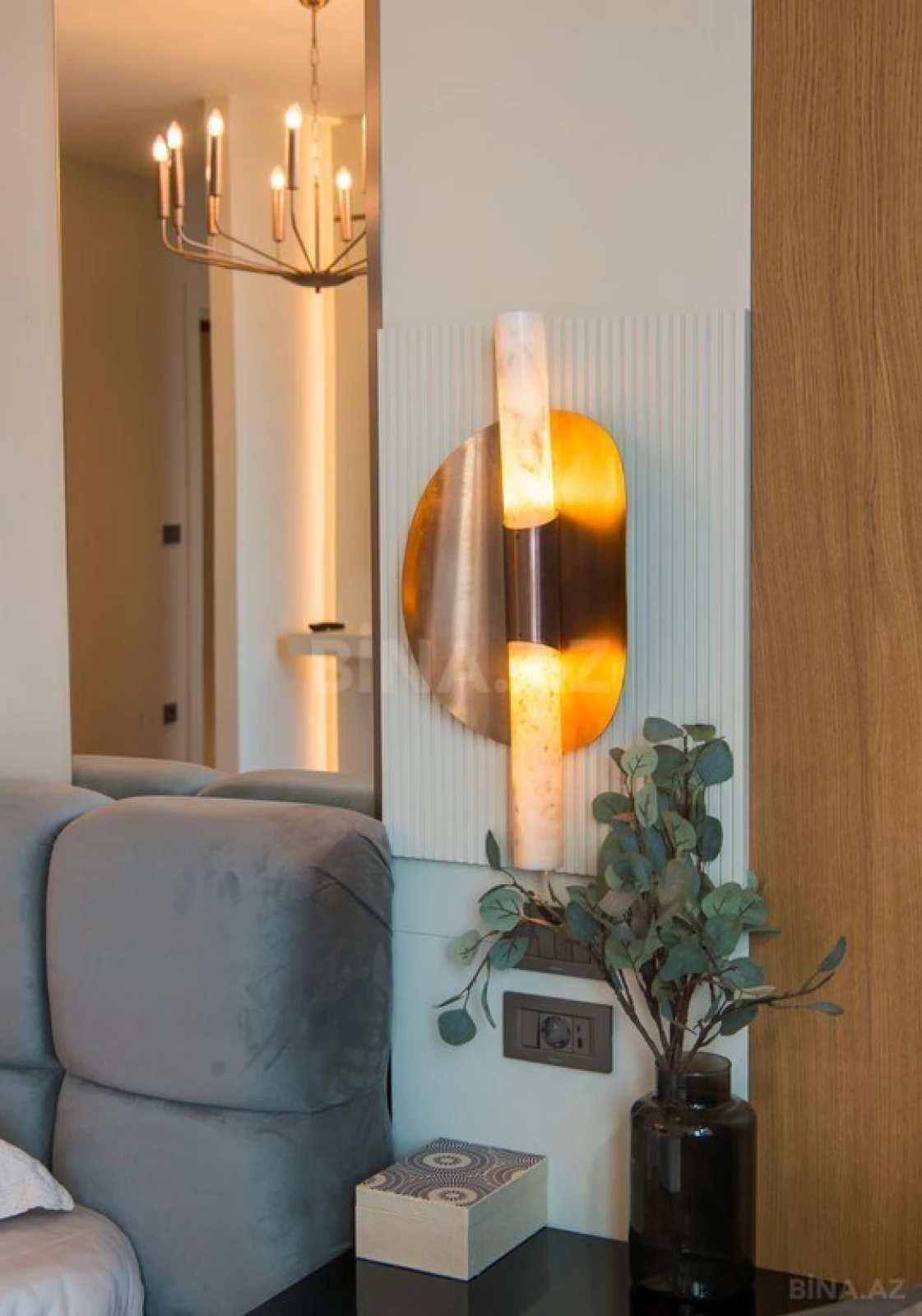 Satılır 3 otaqlı mənzil 375.6 m²