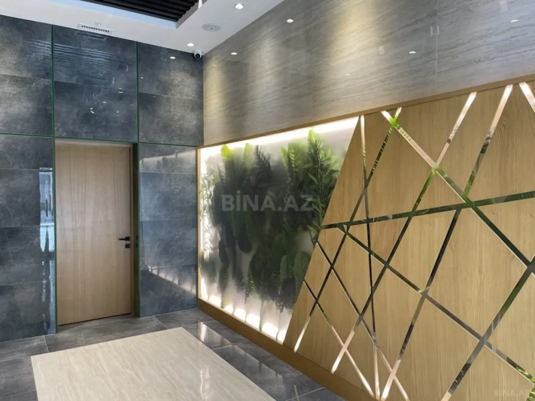 Satılır 3 otaqlı mənzil 206 m²