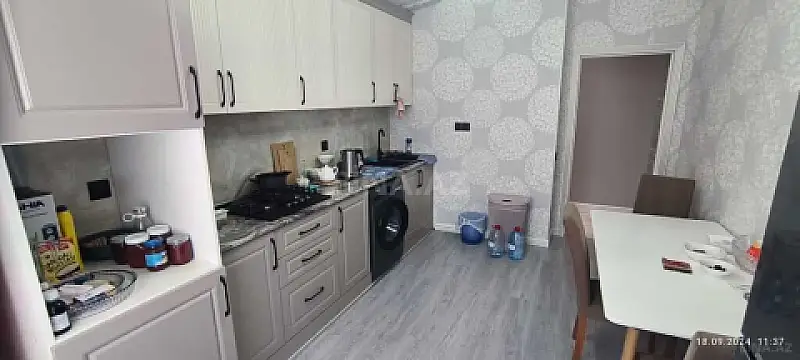 Satılır 3 otaqlı mənzil 160 m²