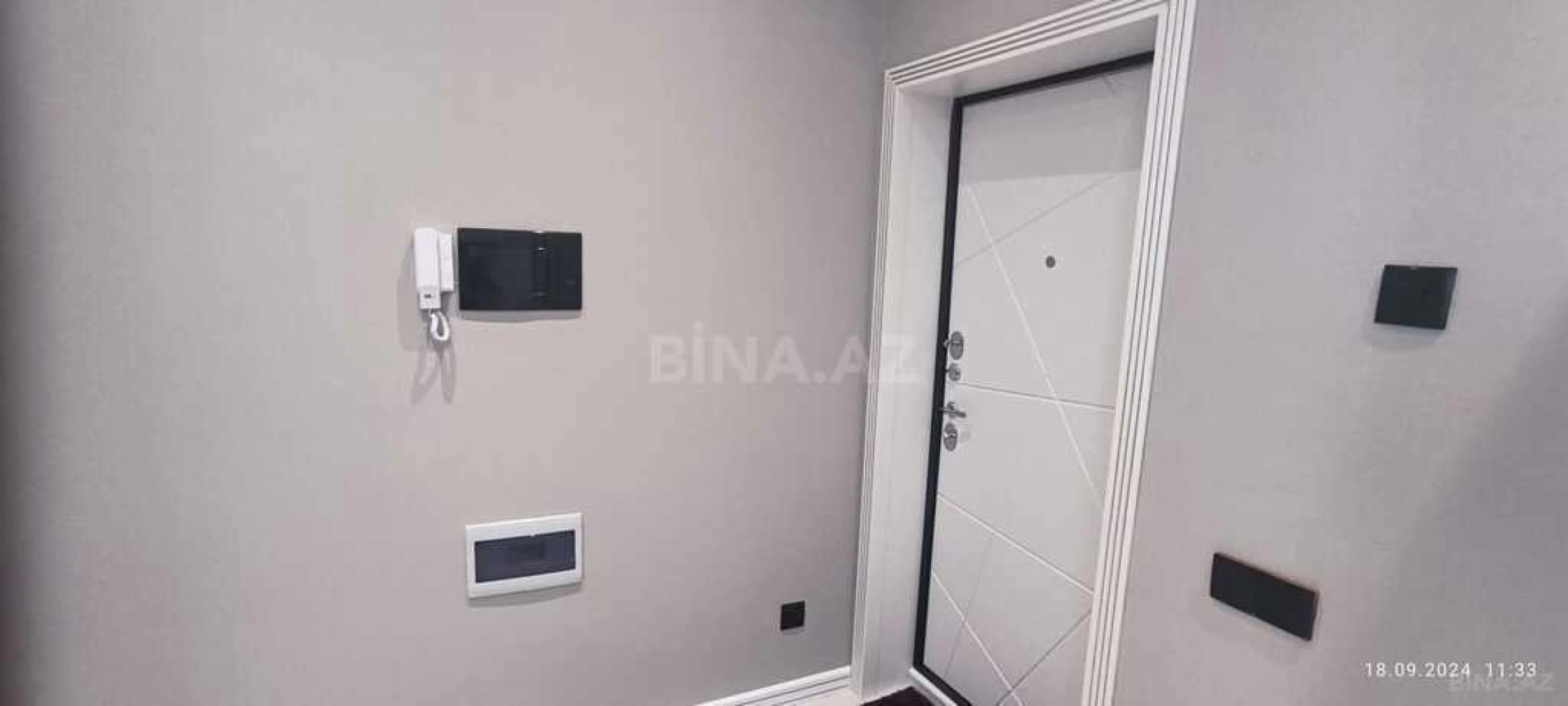 Satılır 3 otaqlı mənzil 160 m²