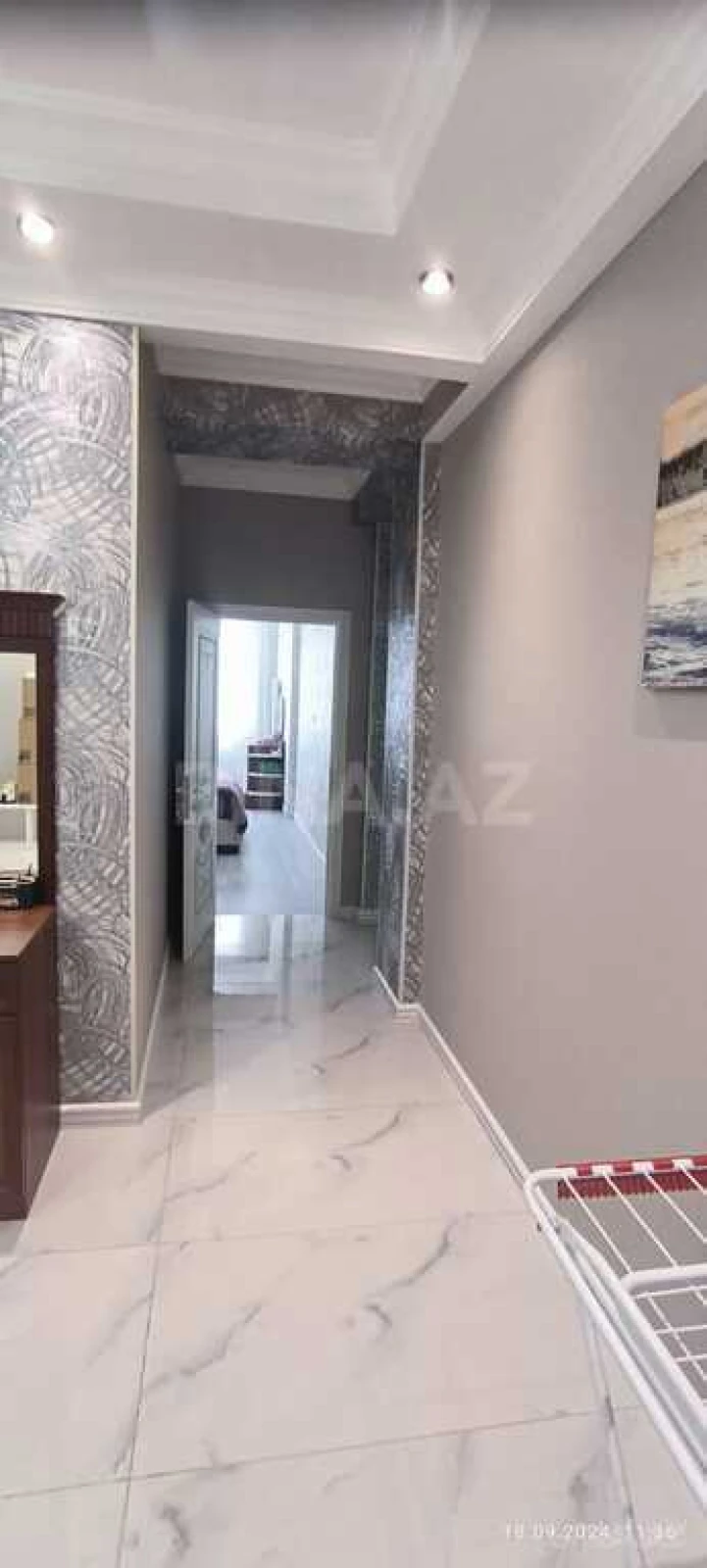 Satılır 3 otaqlı mənzil 160 m²