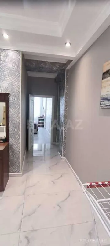 Satılır 3 otaqlı mənzil 160 m²