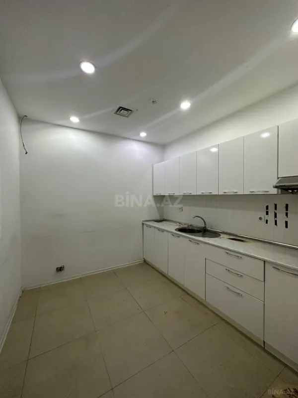 Kirayə verilir obyekt 380 m²