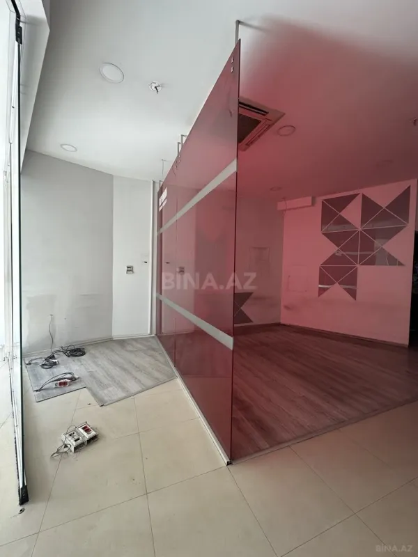 Kirayə verilir obyekt 380 m²