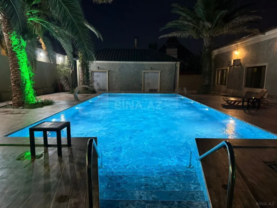 Kirayə verilir 9 otaqlı həyət evi 850 m²