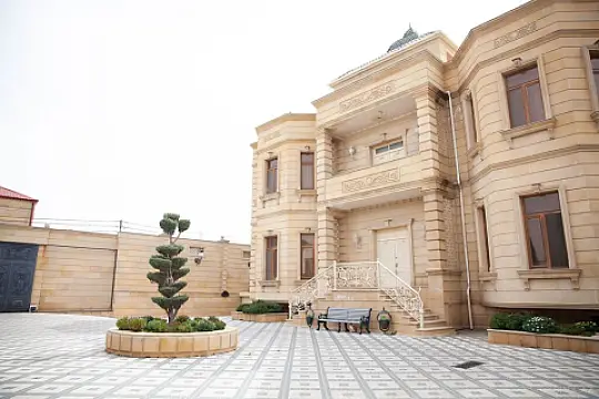 Satılır 10 otaqlı həyət evi 1500 m² — Bakı, Badamdar 10 otaq 1500.00 m²