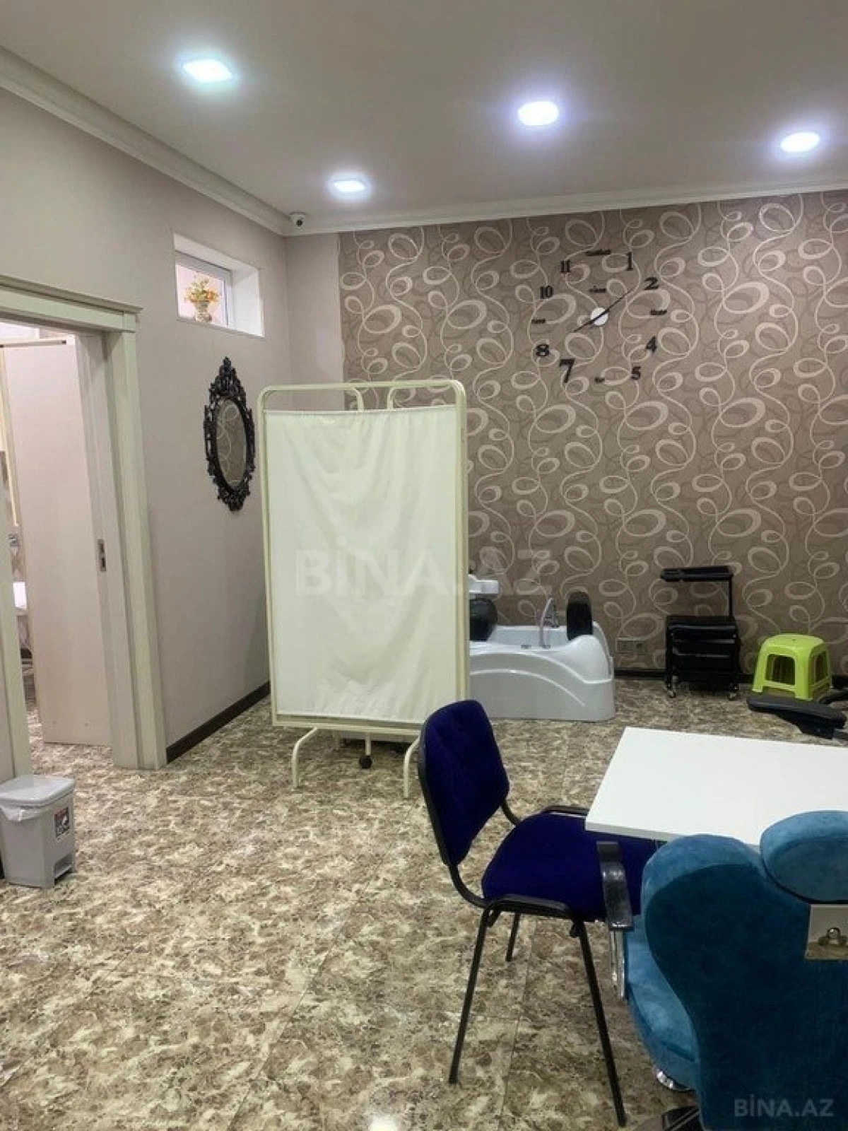 Satılır obyekt 500 m²