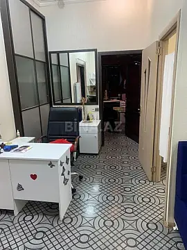 Satılır obyekt 500 m²