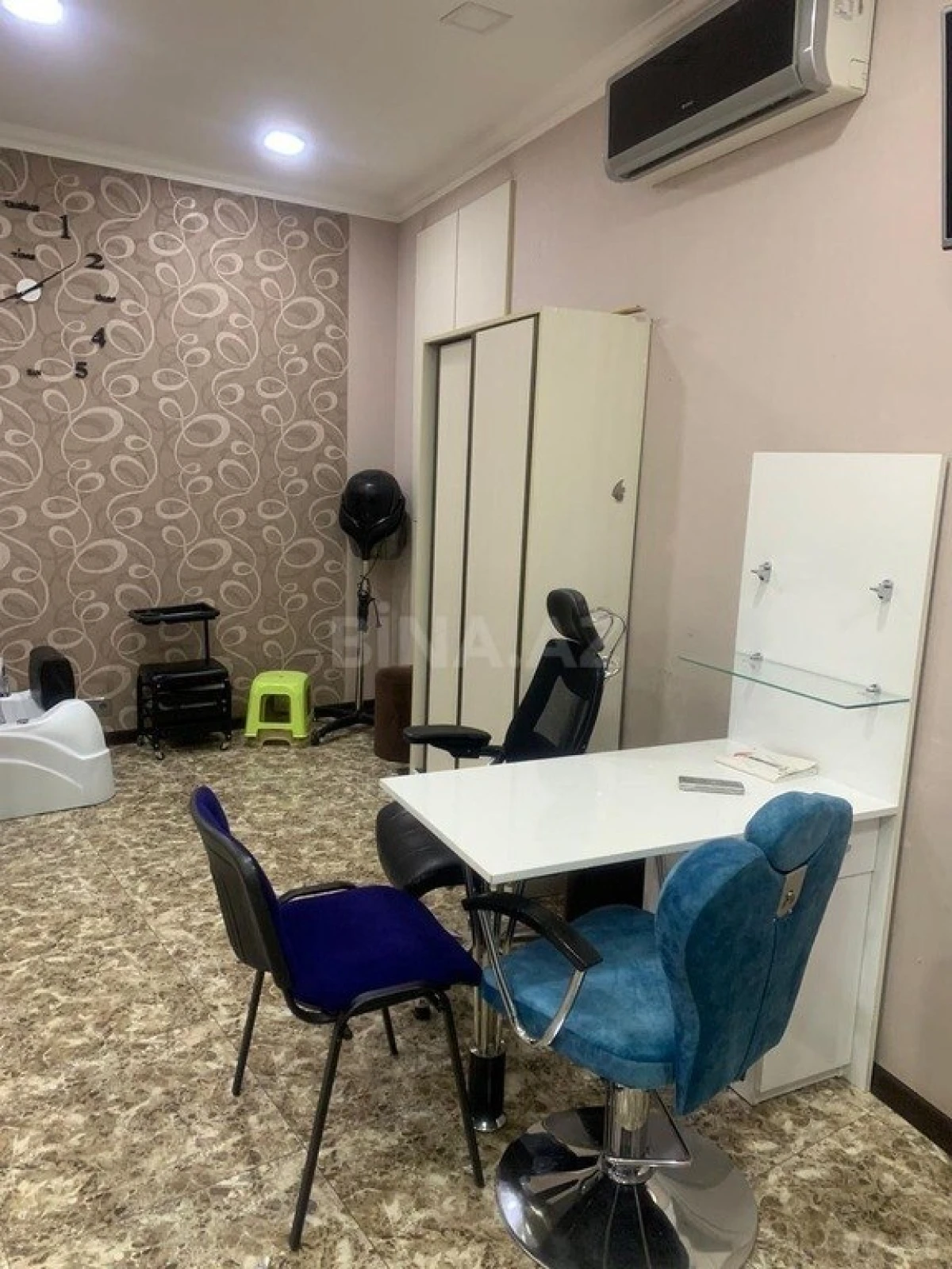 Satılır obyekt 500 m²