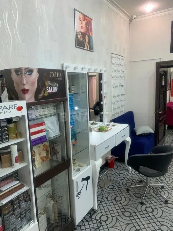 Satılır obyekt 500 m²