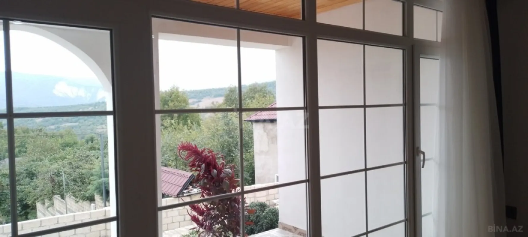 Kirayə verilir 3 otaqlı həyət evi 90 m²