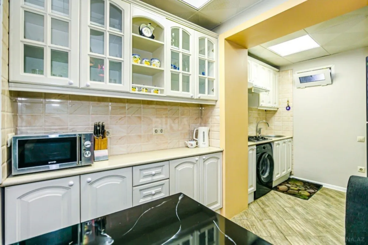 Kirayə verilir 2 otaqlı mənzil 60 m²
