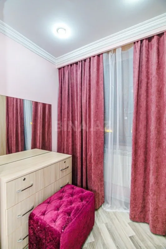 Kirayə verilir 2 otaqlı mənzil 60 m²