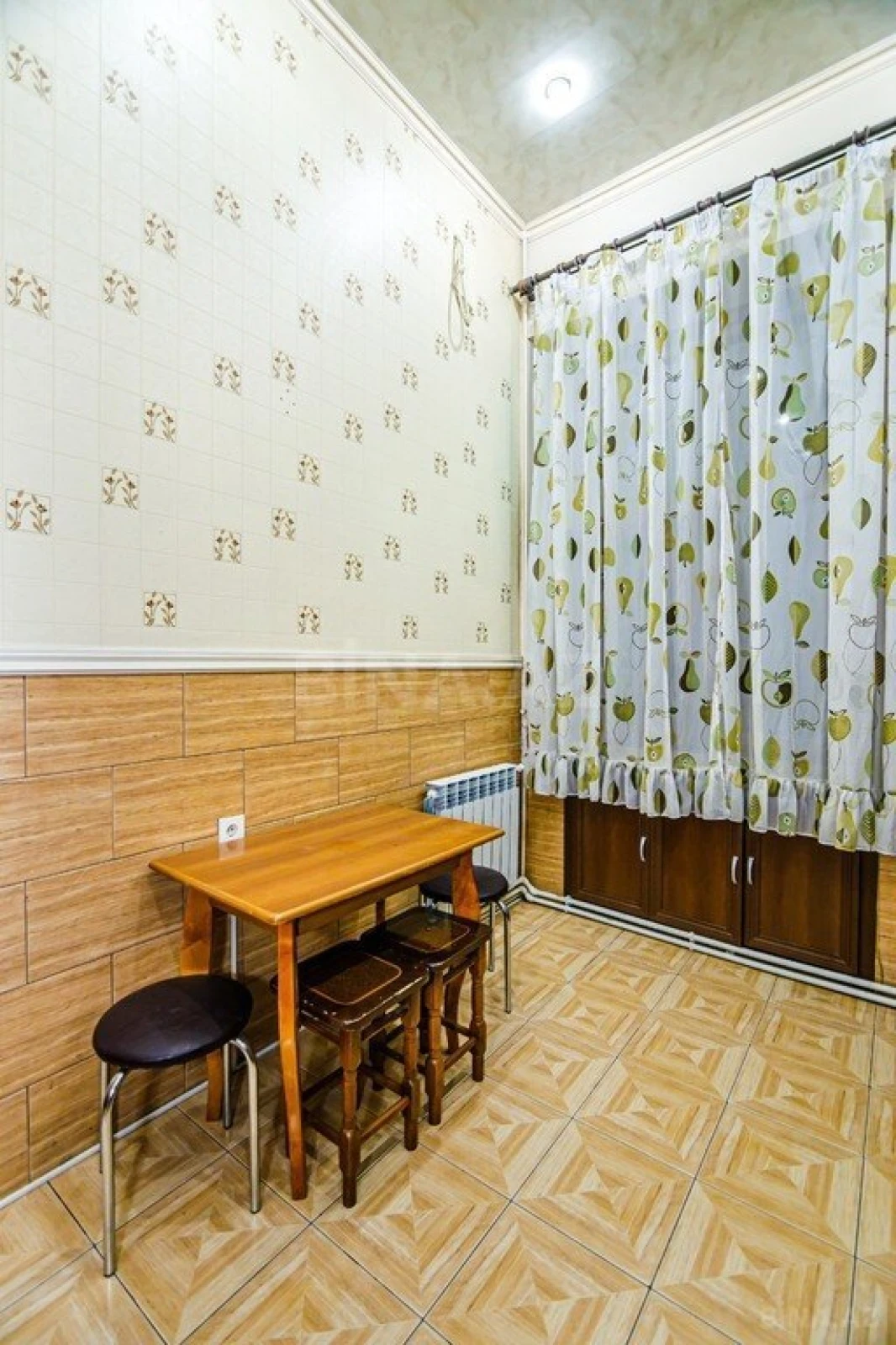 Kirayə verilir 4 otaqlı mənzil 110 m²