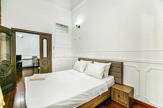 Kirayə verilir 4 otaqlı mənzil 110 m² — Bakı, Sahil qəs. 4 otaq 110.00 m²