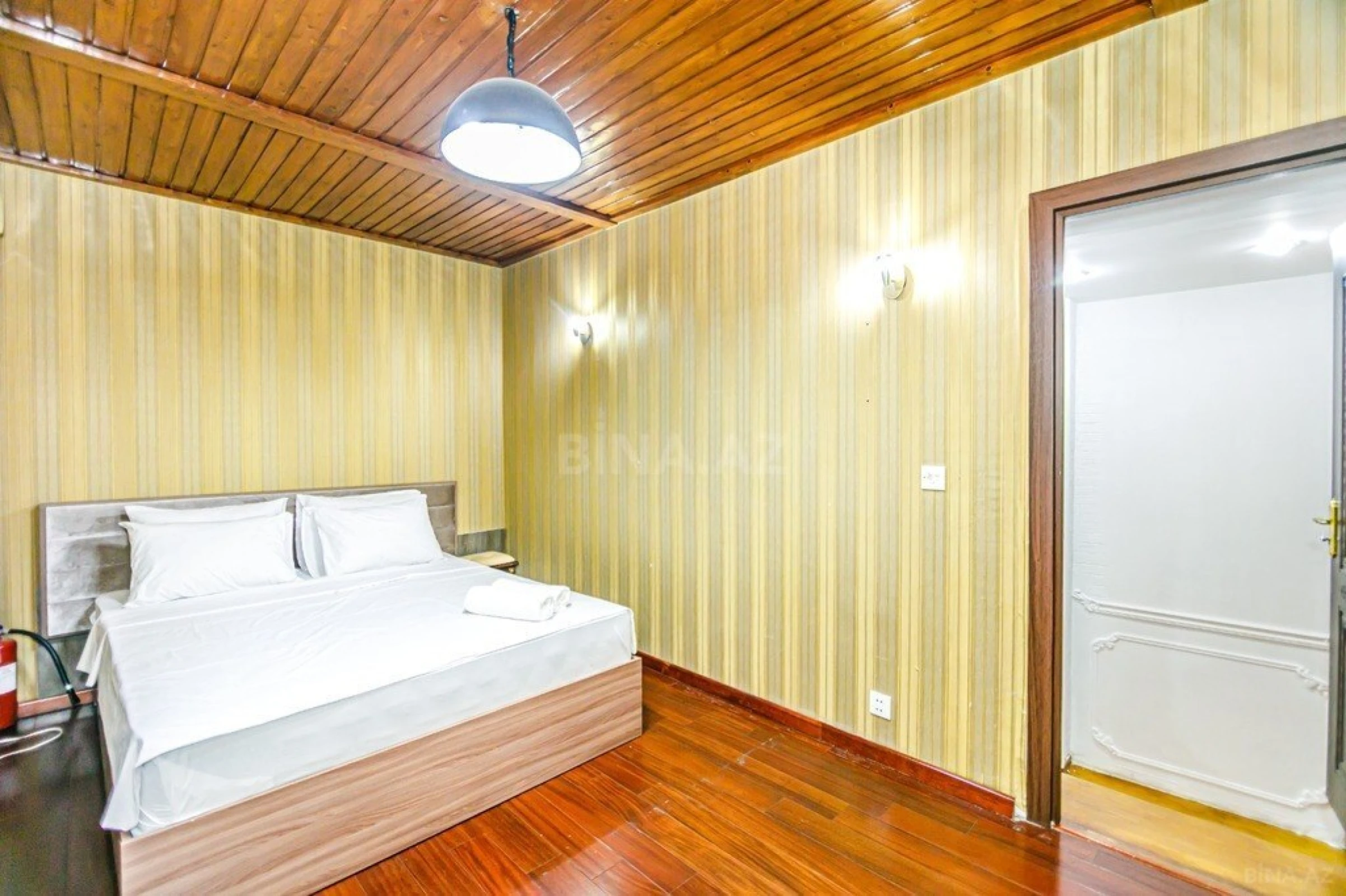 Kirayə verilir 4 otaqlı mənzil 110 m²