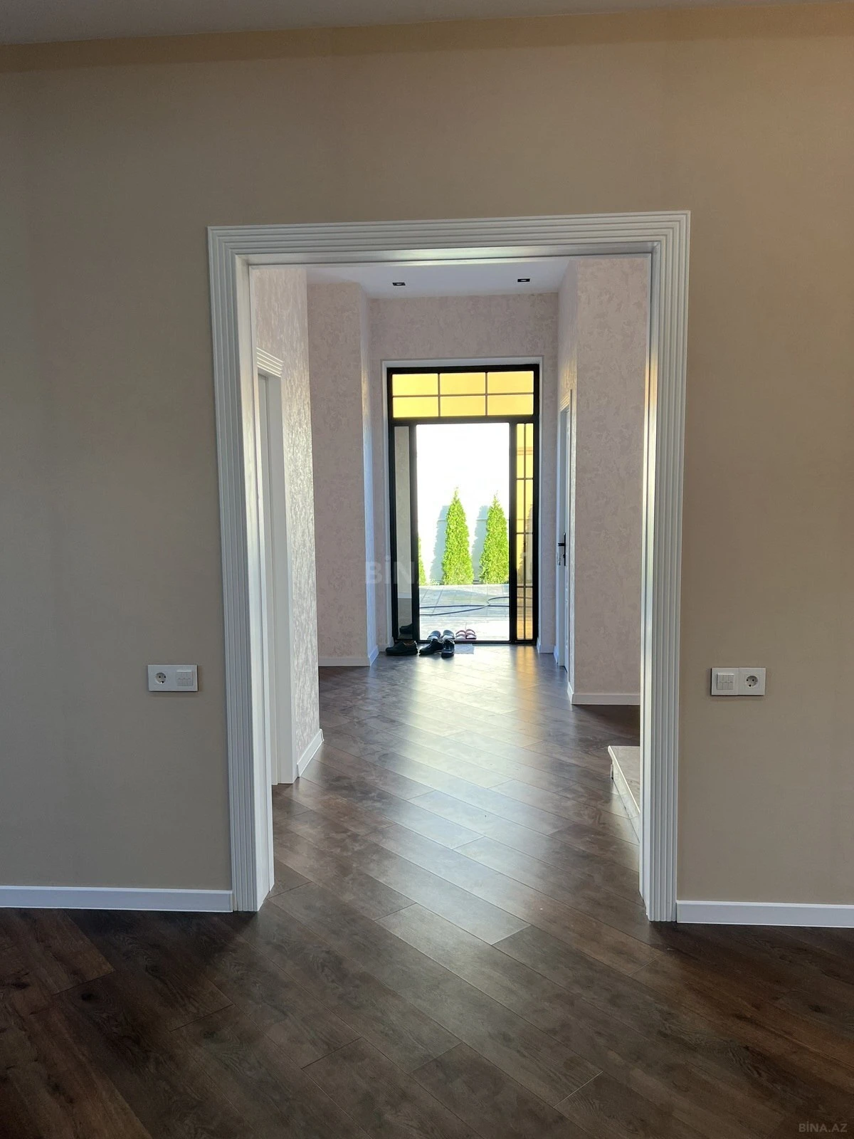 Satılır 5 otaqlı həyət evi 200 m²