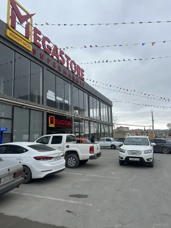 Satılır 5 otaqlı həyət evi 200 m²