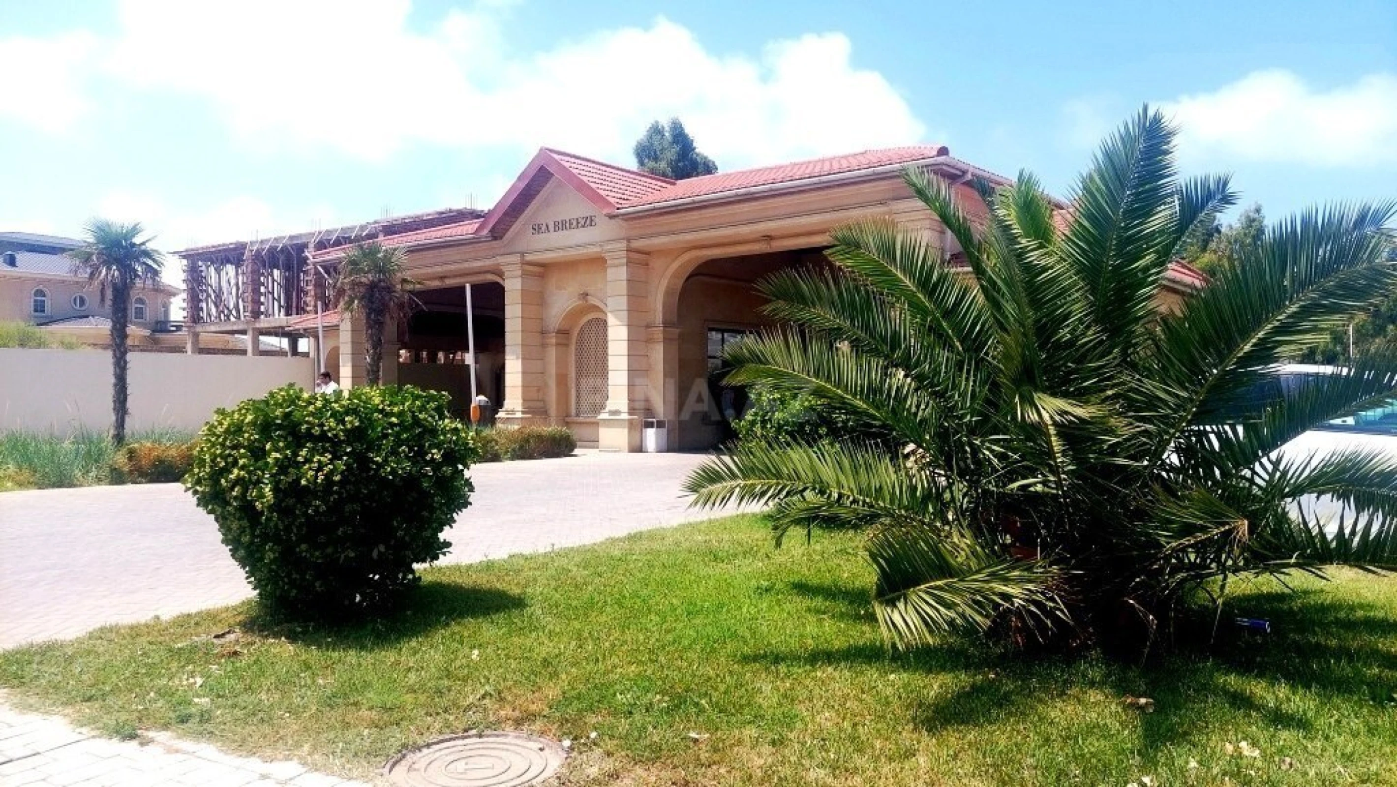 Satılır 5 otaqlı həyət evi 310 m²