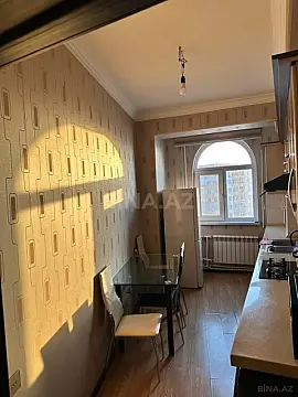 Satılır 2 otaqlı mənzil 77 m²
