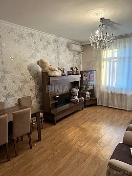 Satılır 2 otaqlı mənzil 77 m²