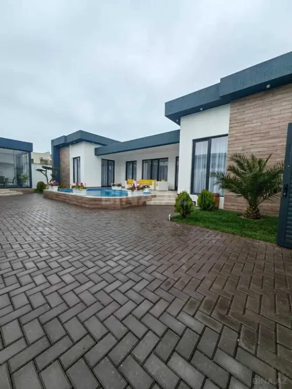 Kirayə verilir 4 otaqlı həyət evi 170 m²