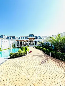 Satılır 5 otaqlı həyət evi 350 m²