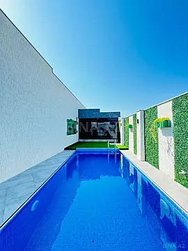 Satılır 5 otaqlı həyət evi 250 m²