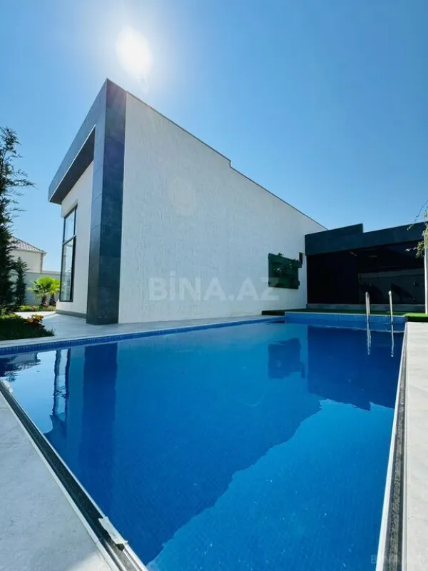 Satılır 5 otaqlı həyət evi 250 m²