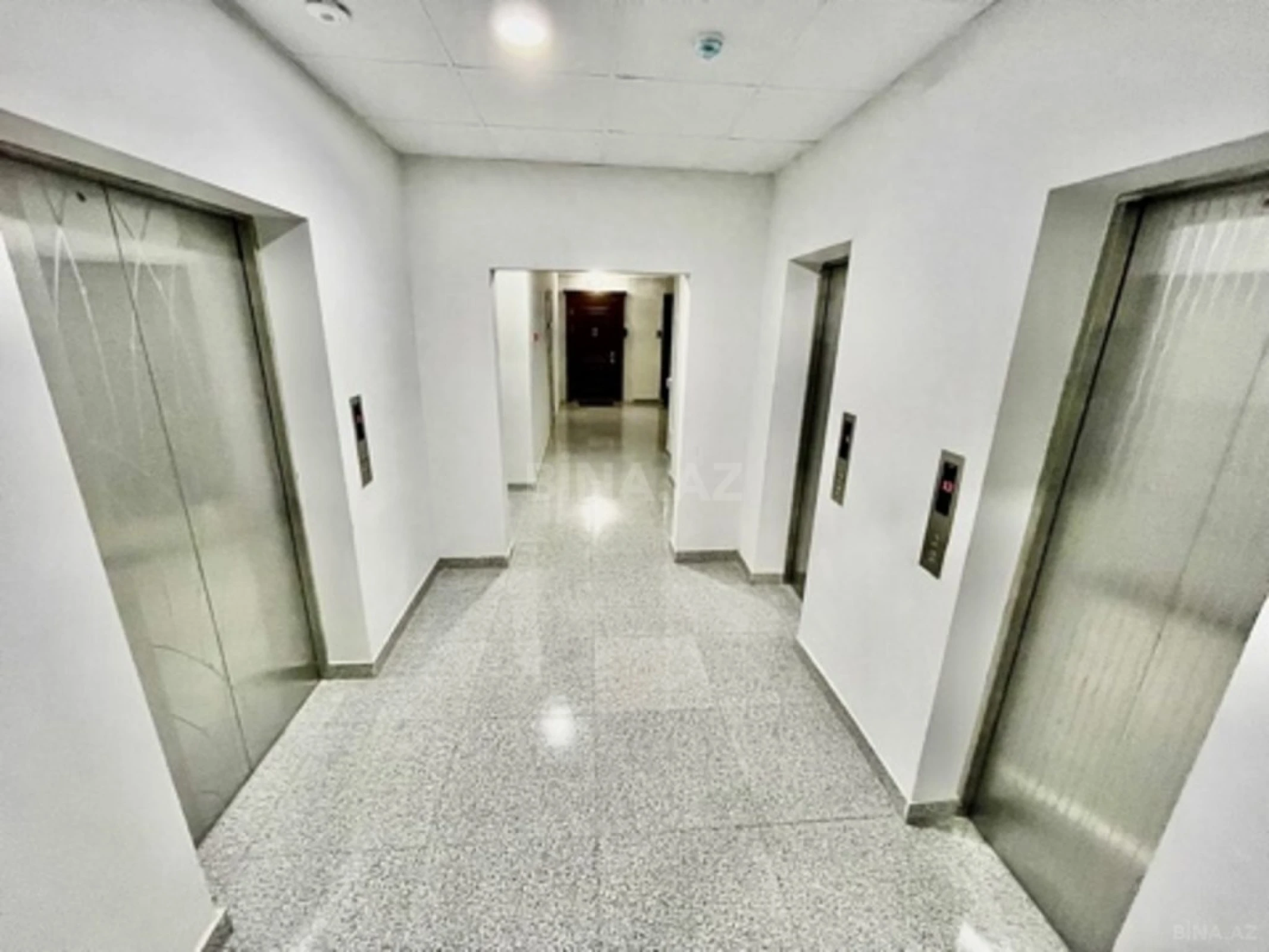 Satılır 3 otaqlı mənzil 124.3 m²