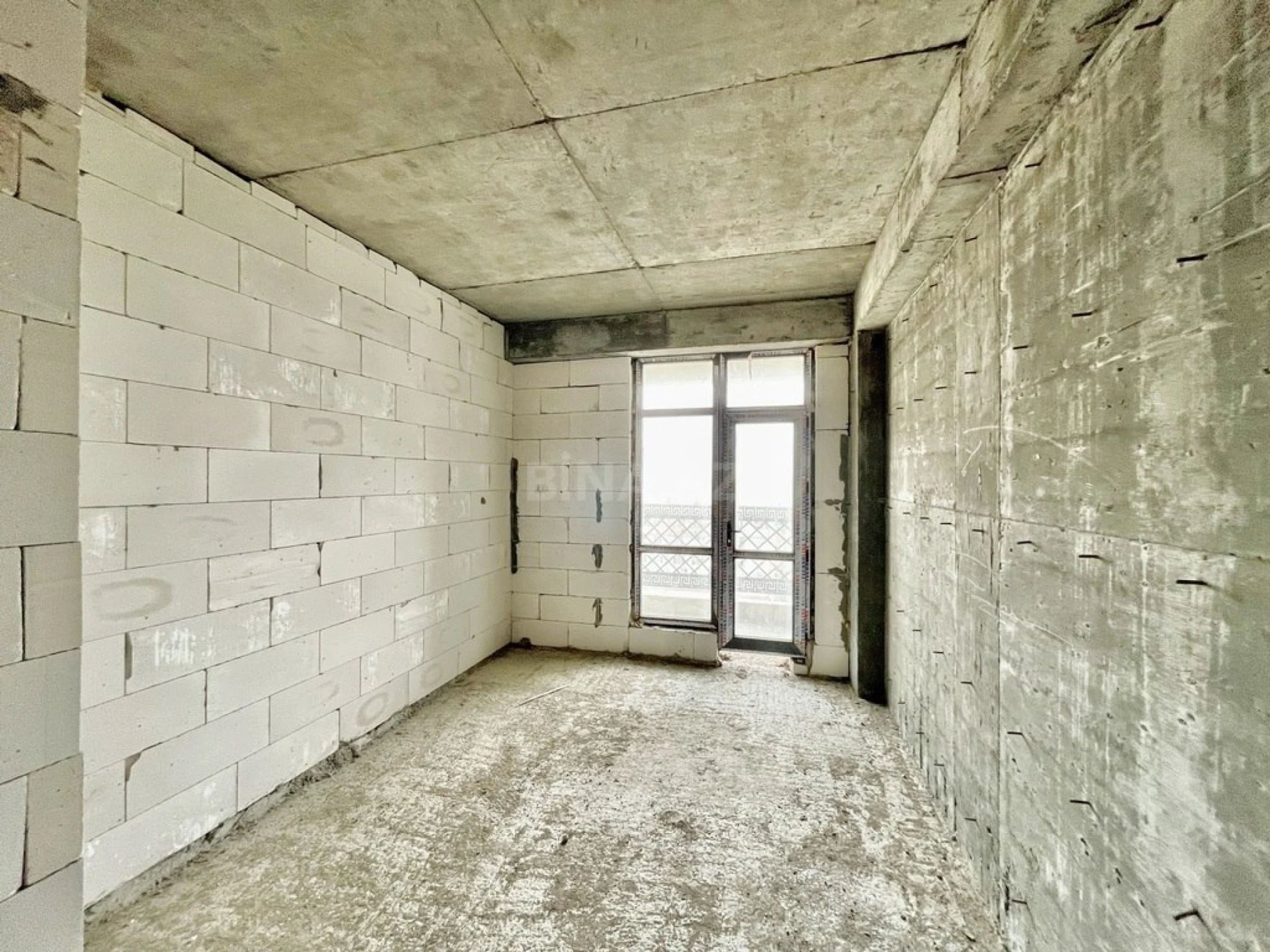 Satılır 3 otaqlı mənzil 124.3 m²