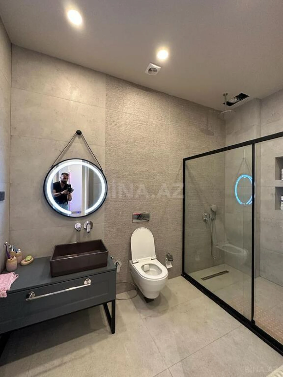 Satılır 7 otaqlı həyət evi 600 m²