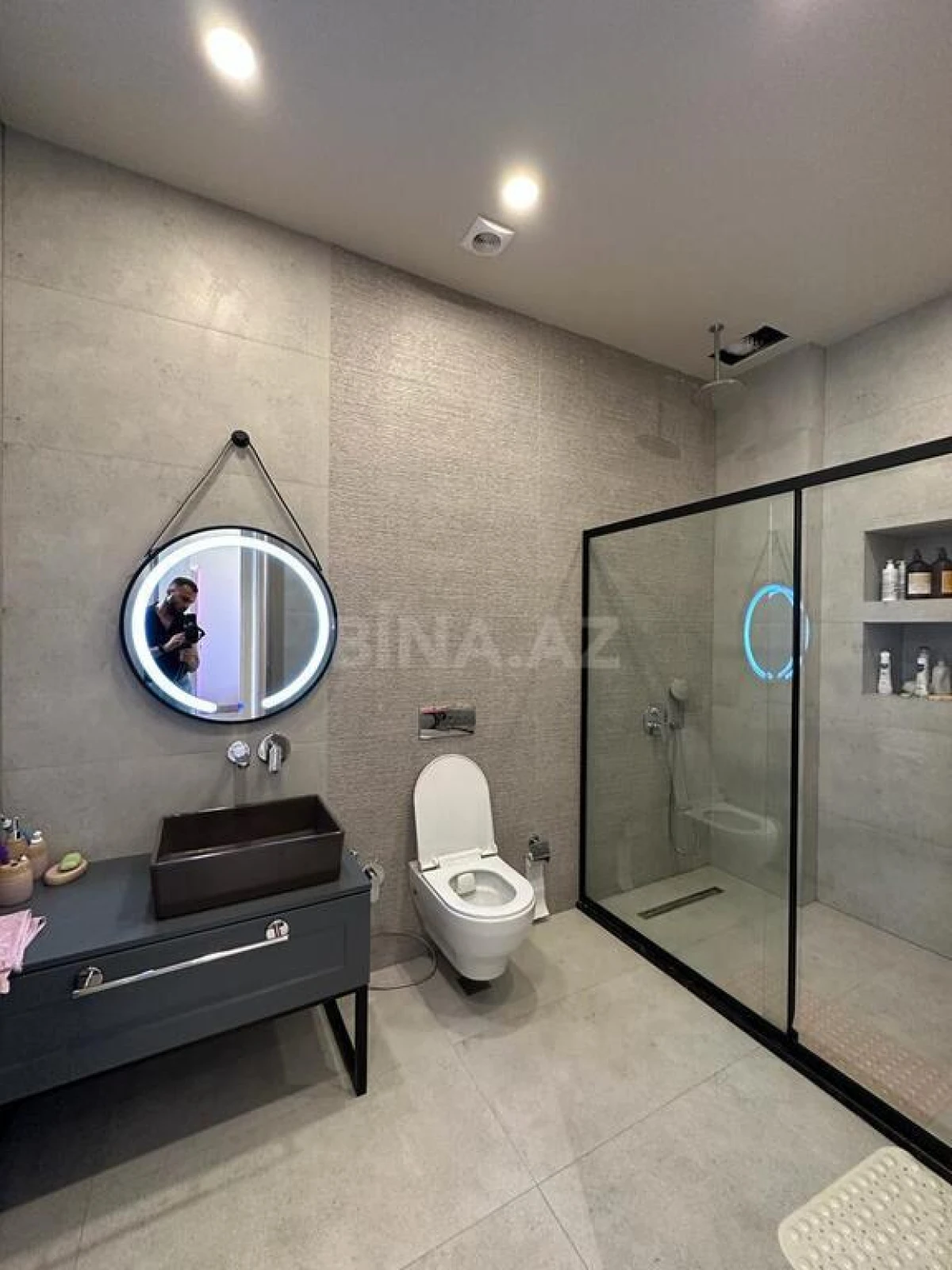 Satılır 7 otaqlı həyət evi 600 m²