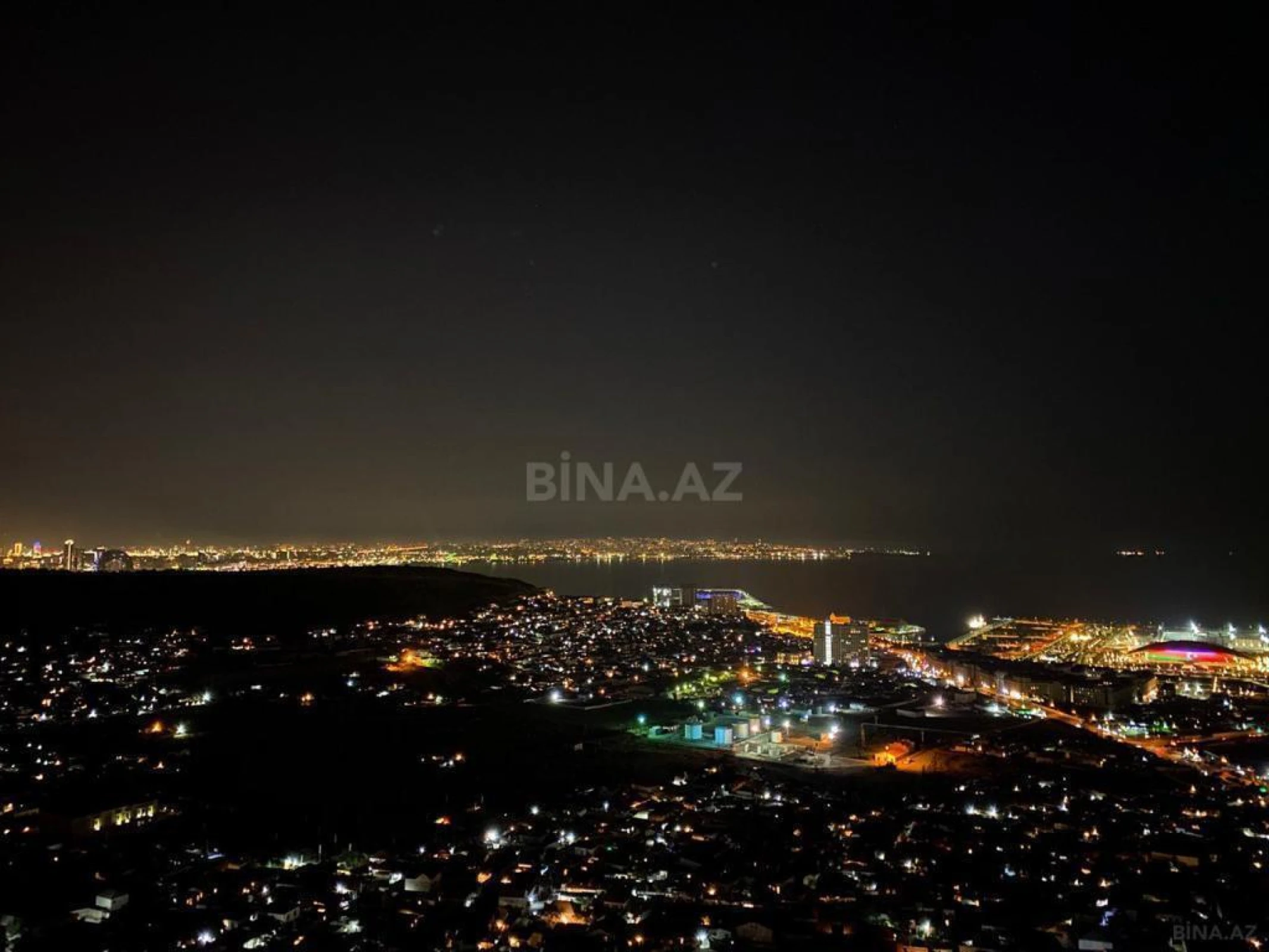 Satılır 6 otaqlı həyət evi 520 m²