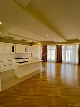 Satılır 6 otaqlı həyət evi 520 m²