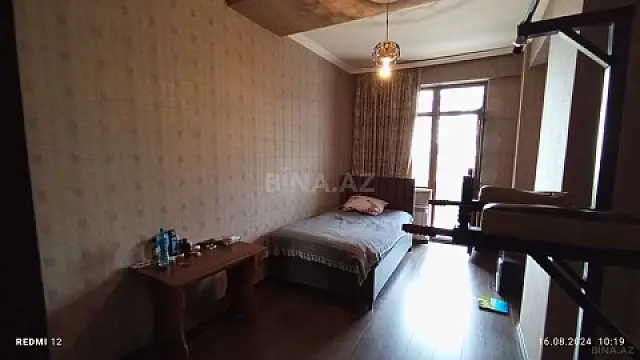 Satılır 4 otaqlı mənzil 119 m²