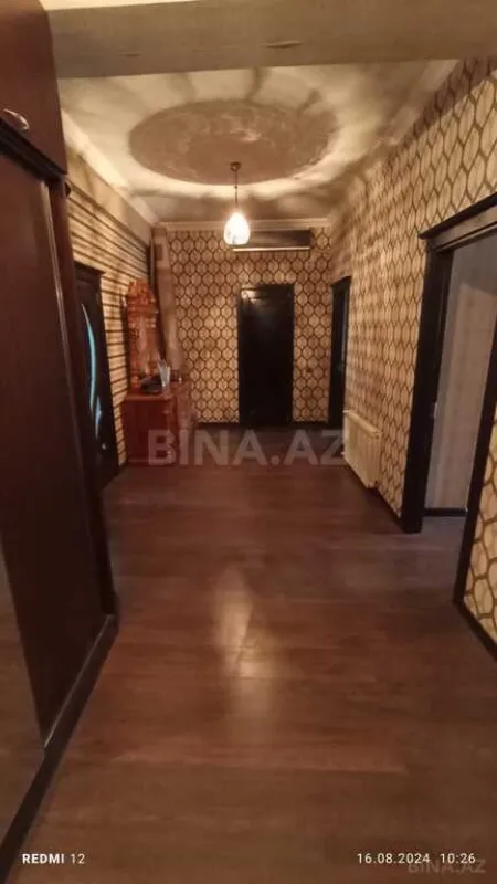 Satılır 4 otaqlı mənzil 119 m²