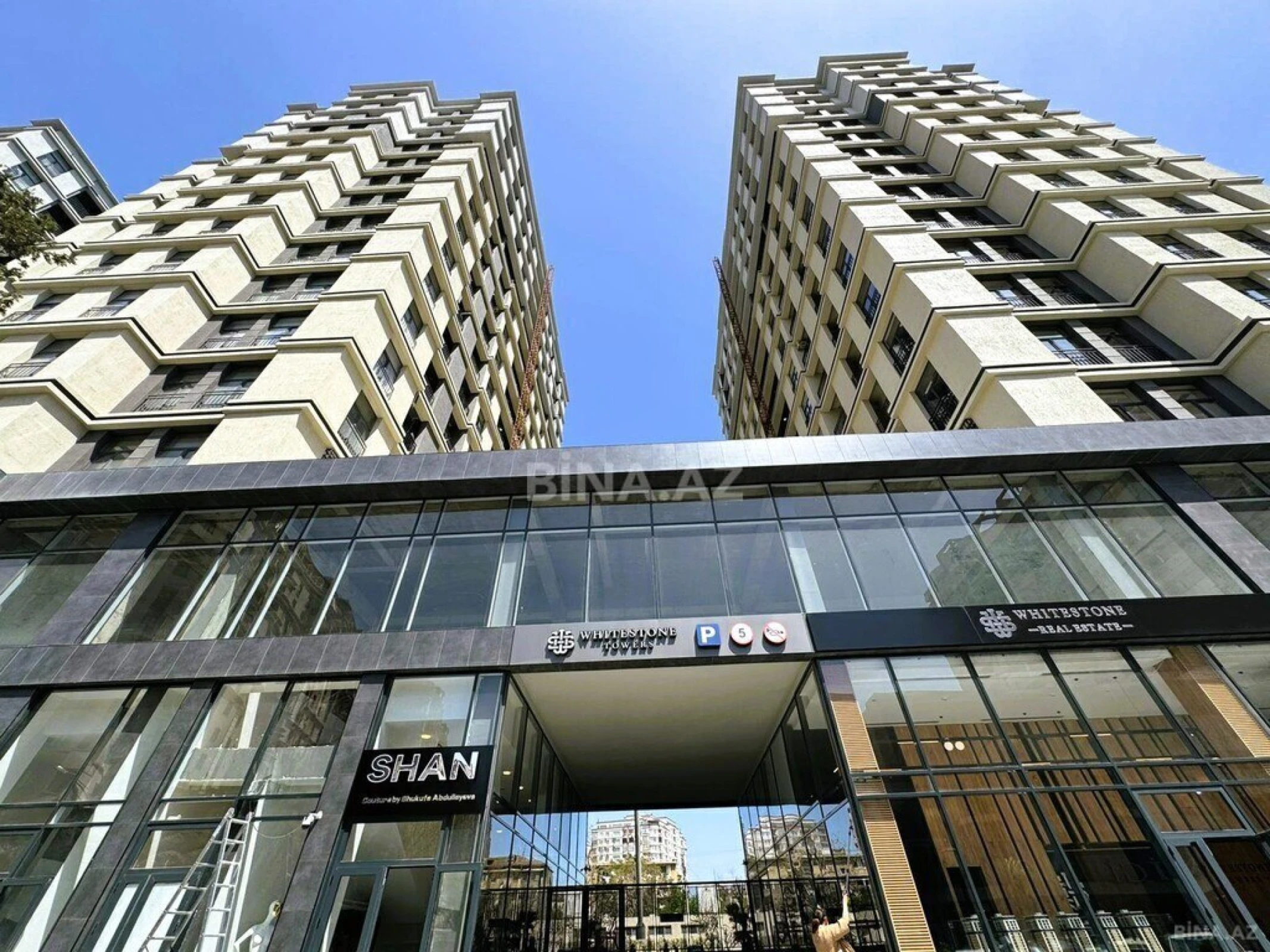Satılır 4 otaqlı mənzil 166 m²