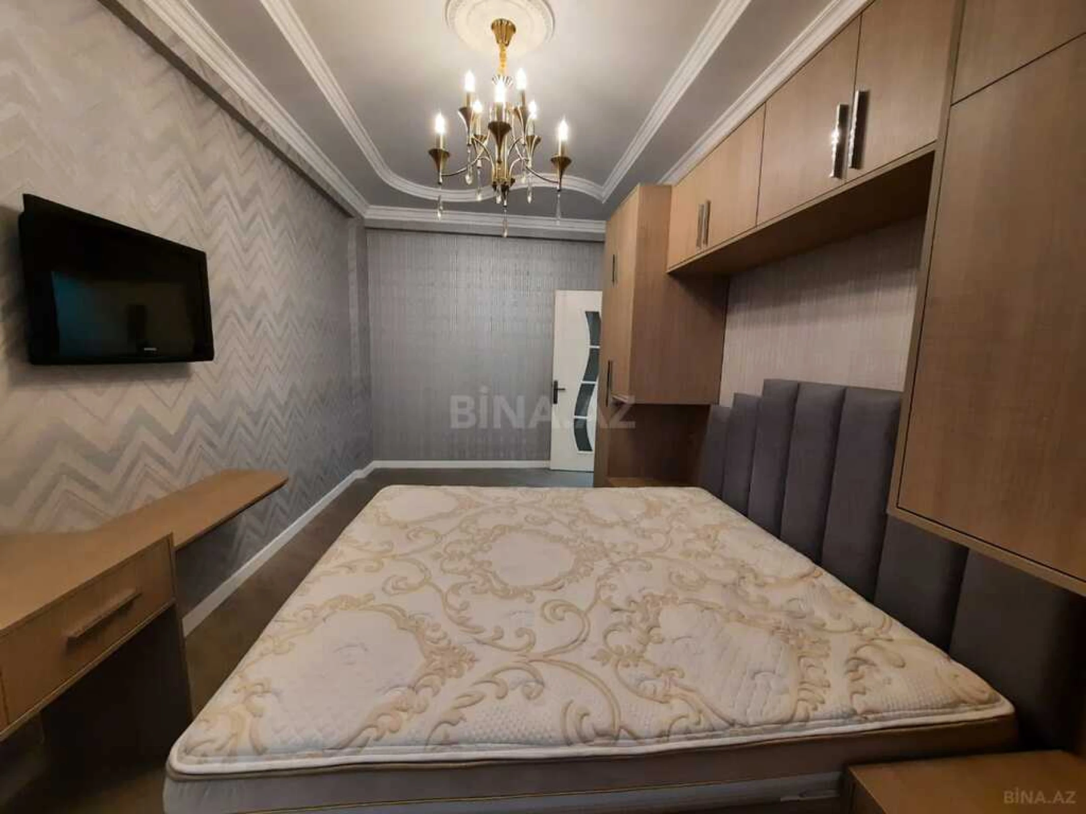 Satılır 2 otaqlı mənzil 90 m²