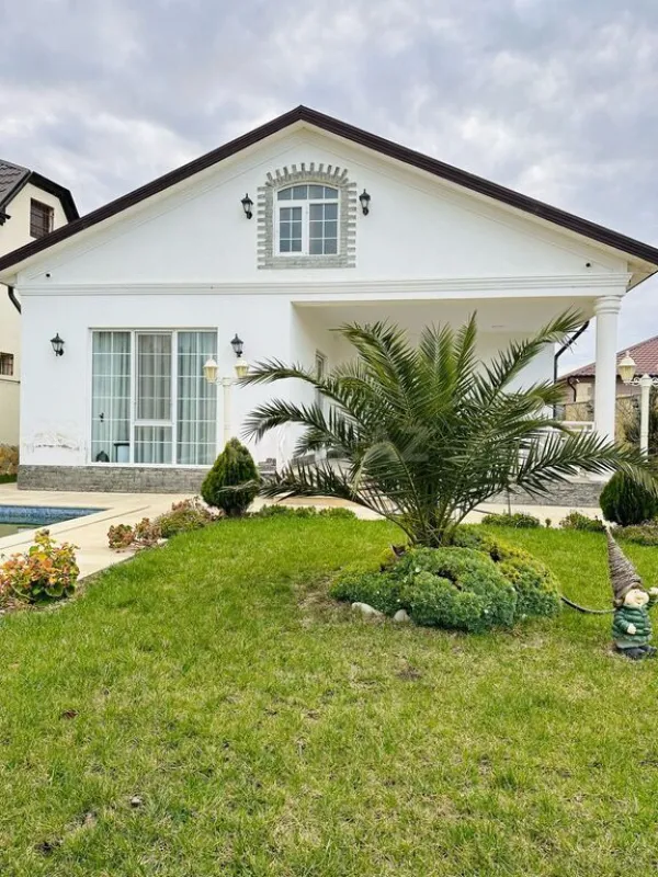 Kirayə verilir 4 otaqlı həyət evi 250 m²