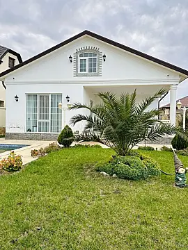 Kirayə verilir 4 otaqlı həyət evi 250 m²