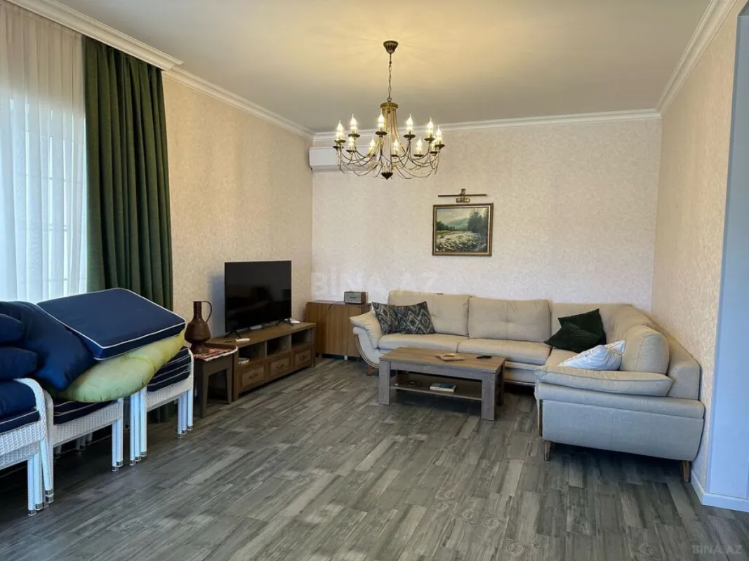 Kirayə verilir 4 otaqlı həyət evi 250 m²