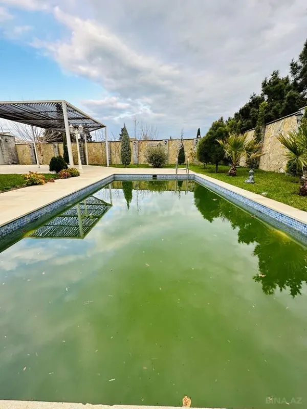 Kirayə verilir 4 otaqlı həyət evi 250 m²