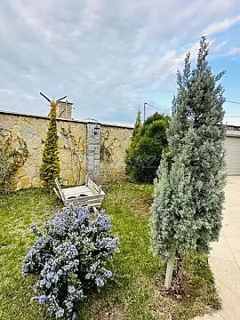 Kirayə verilir 4 otaqlı həyət evi 250 m²