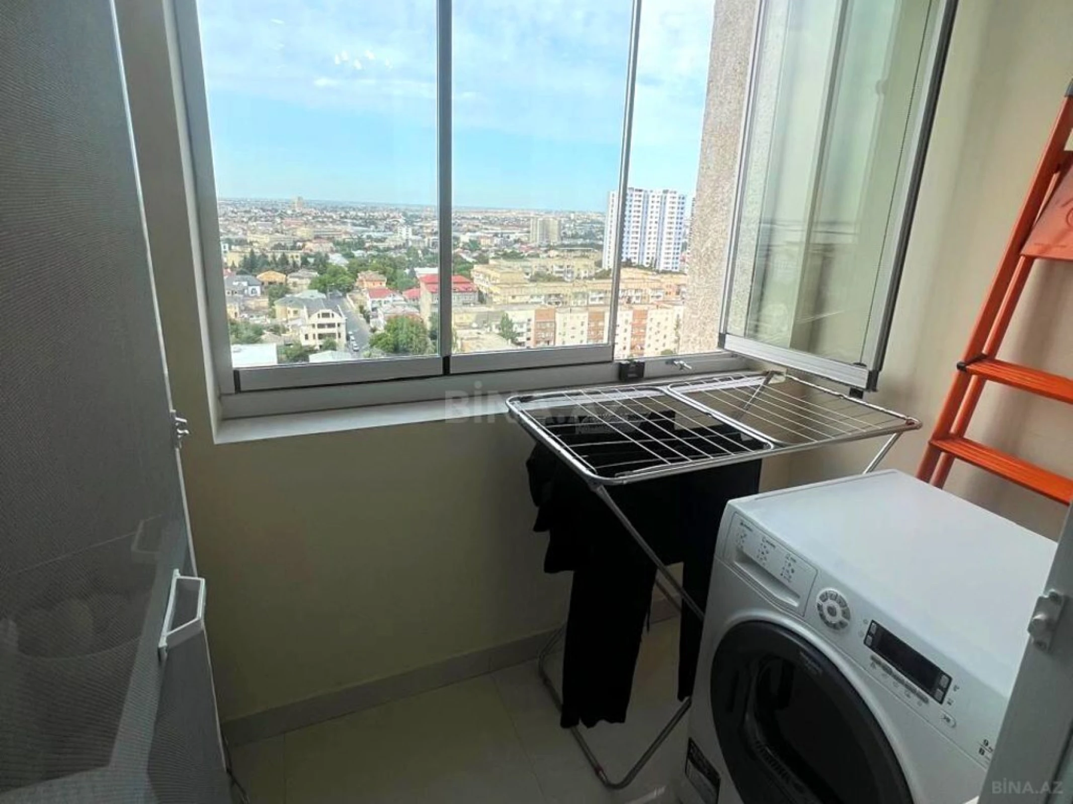 Satılır 3 otaqlı mənzil 90 m²